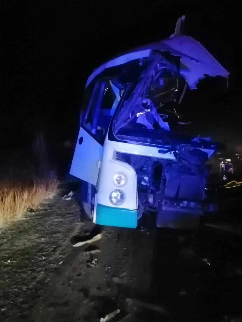 12 dead, dozens injured in bus-truck collision near Vryheid
