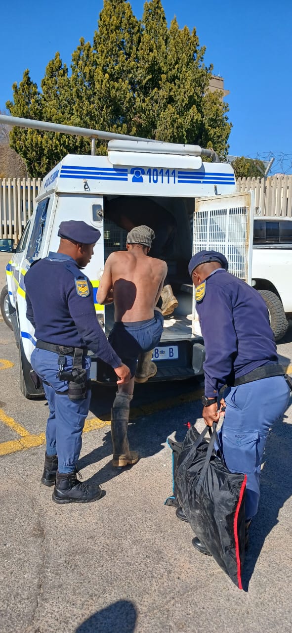 OPERATION VALA UMGODI NETS TWO SUSPECTS WITH GOLD NUGGETS WORTH R350,000 IN VIERFONTEIN