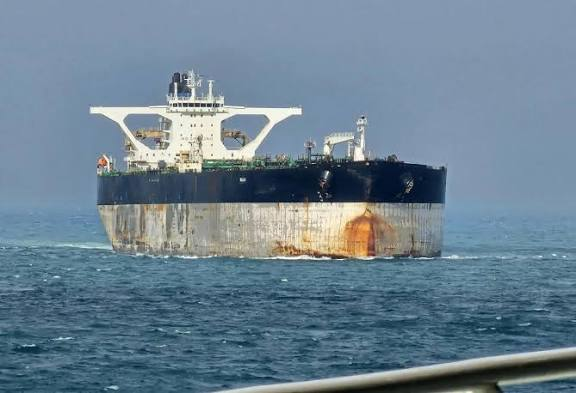 US Seizes Russian-Flagged Oil Tanker in North Atlantic Amid Venezuela Tensions