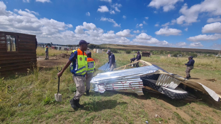 JMPD Removes Illegal Land Invasion Structures in Ennerdale