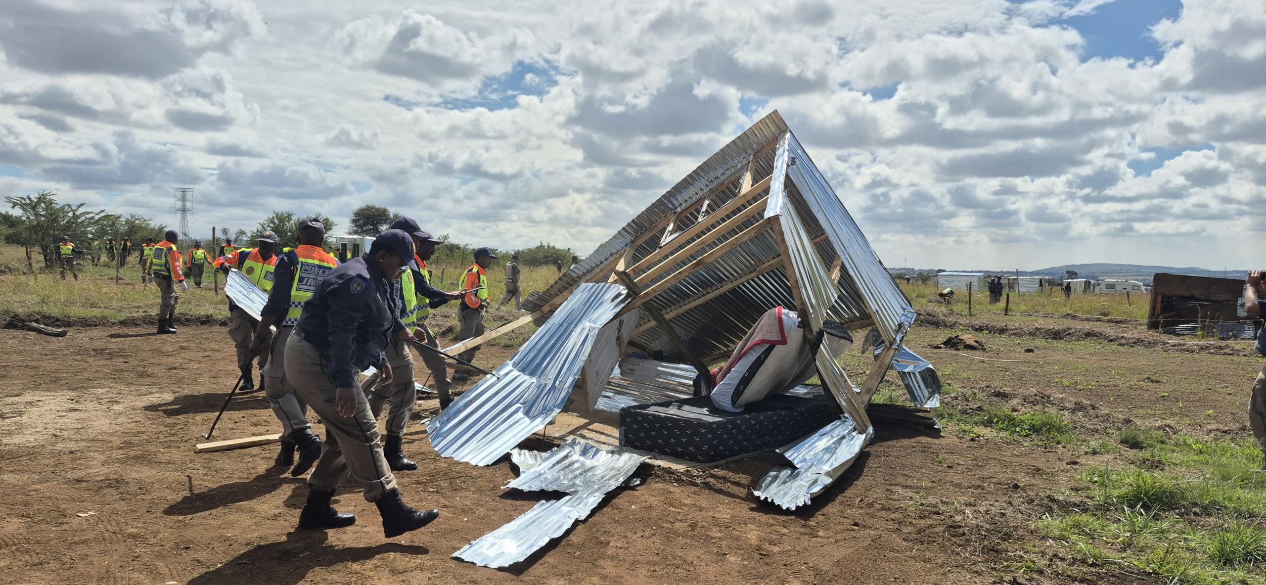 JMPD Removes Illegal Land Invasion Structures in Ennerdale
