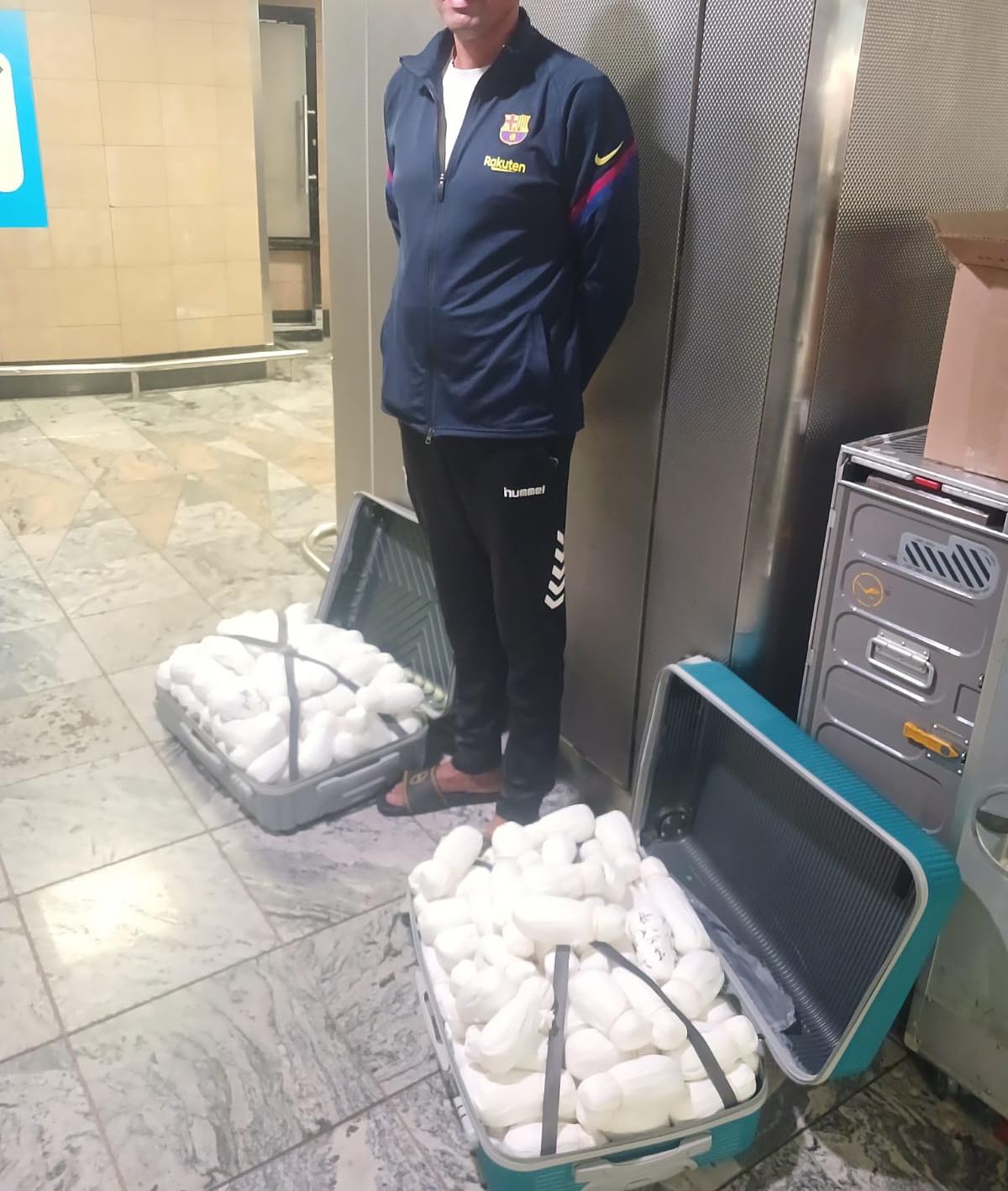 Dutch drug mule arrested