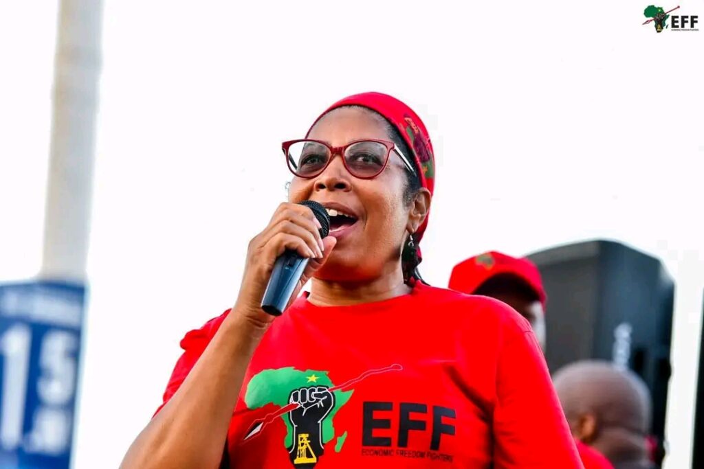 Hlengiwe Mkhaliphi,