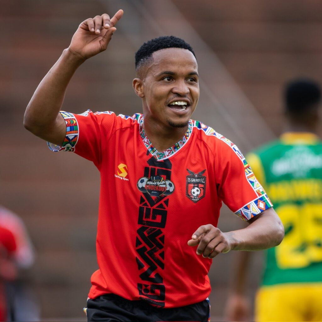 AmaZulu FC have officially completed the signing of midfielder Siphesihle Maduna