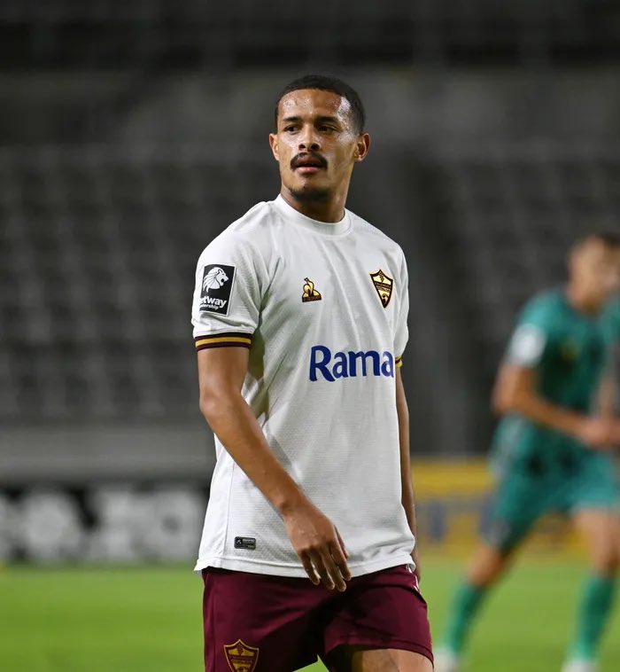 Devin Titus has completed a permanent move to Moroccan champions Maghreb Association Sportive de Fès.
