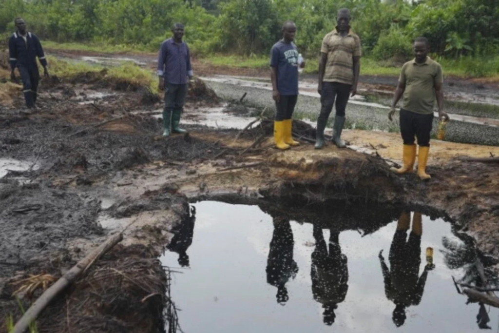 At Least 37 Reported Dead After Toxic Fumes Hit Nigeria Illegal Oil Site