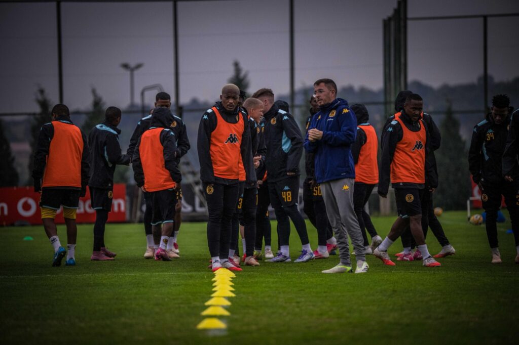 Chiefs unveil makeshift defence for Siwelele clash