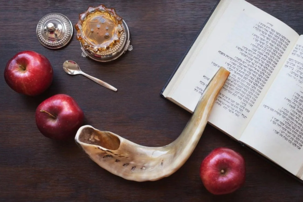 Ramaphosa Wishes Jewish Community a Peaceful Rosh Hashanah and Yom Kippur