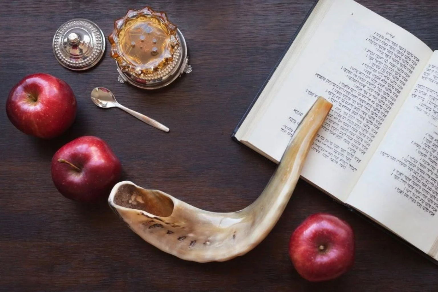 Ramaphosa Wishes Jewish Community a Peaceful Rosh Hashanah and Yom Kippur