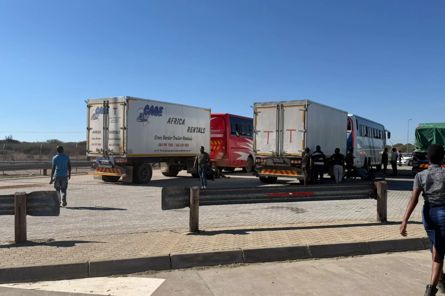 Two Buses from Zimbabwe Intercepted on N1 Near Polokwane for Overloading and Immigration Checks